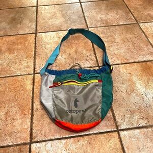 Cotopaxi Camaya Del Día 10L Satchel Bag